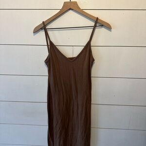 Elegant Brown Sleeveless Dress